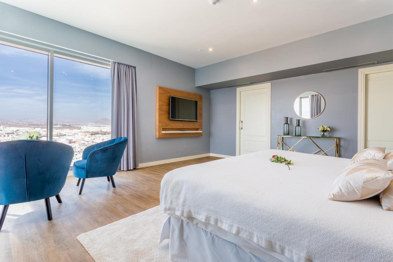Arrecife Gran Hotel & Spa Екстериор снимка A bedroom at the hotel