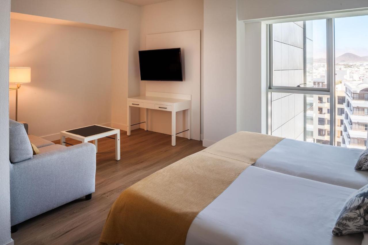 Arrecife Gran Hotel & Spa Екстериор снимка A room at the hotel