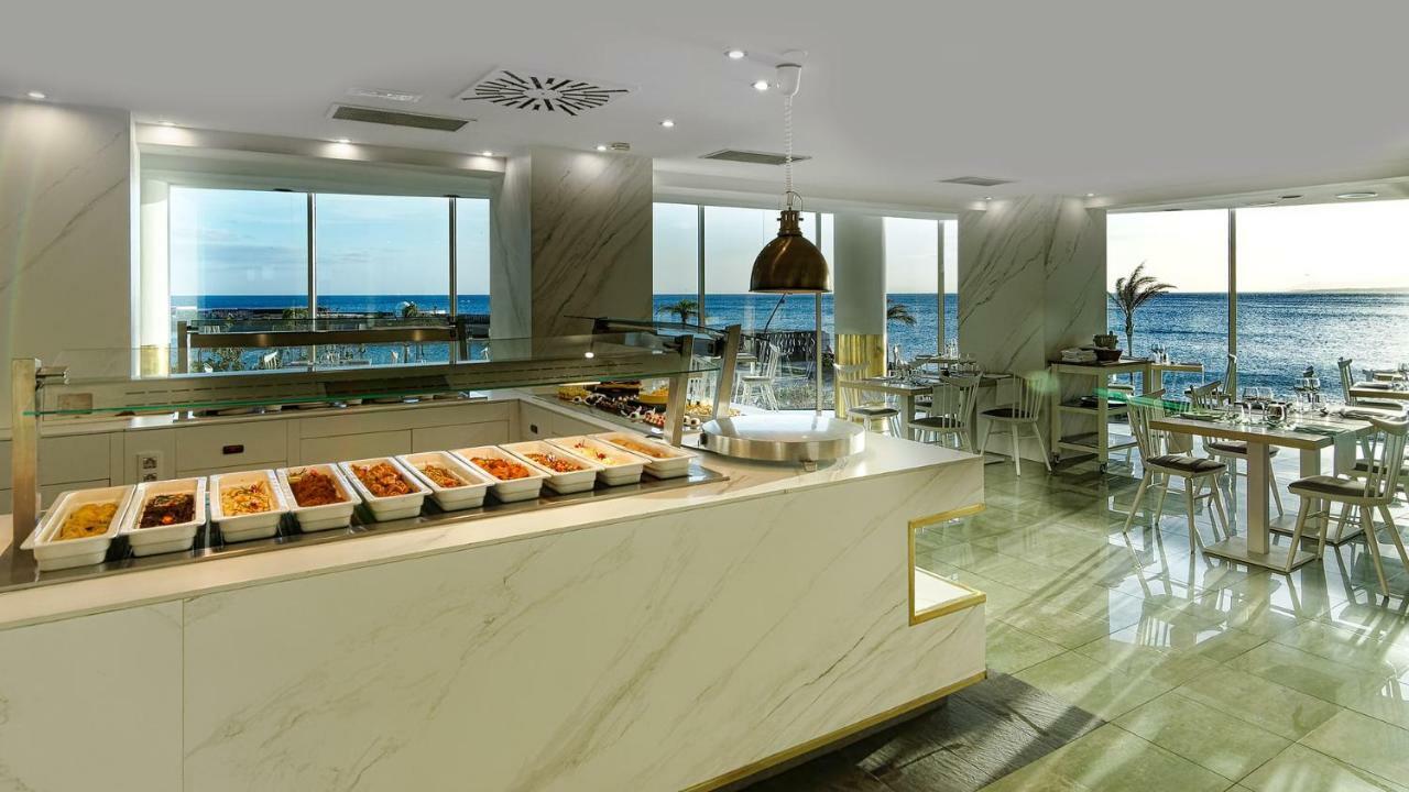 Arrecife Gran Hotel & Spa Екстериор снимка The buffet at the hotel